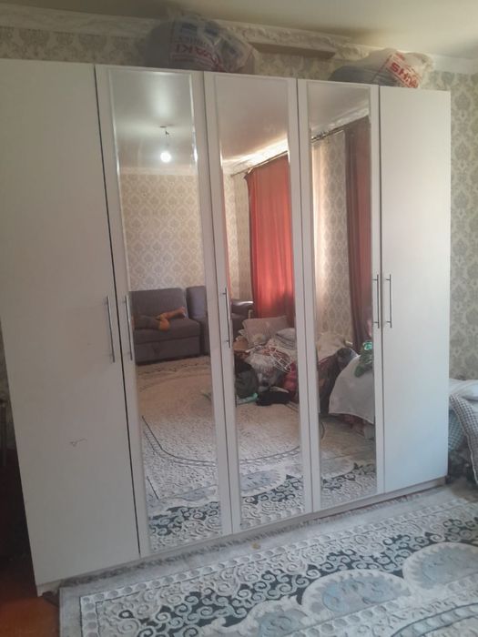 Шифанер для спальный в идеальный состоянии