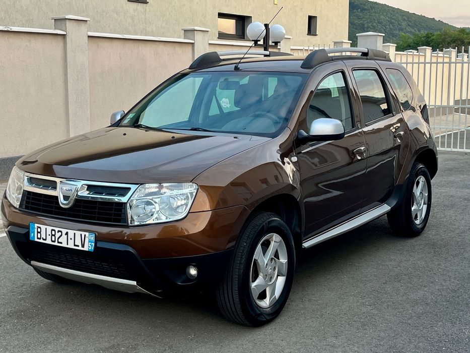 Vând Dacia Duster eur 5 an 2012 motor 1.5 diesel