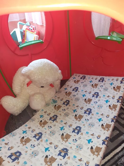 Vând casa pentru copii