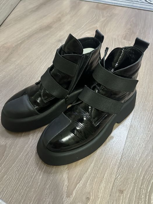 Женские ботинки осенние