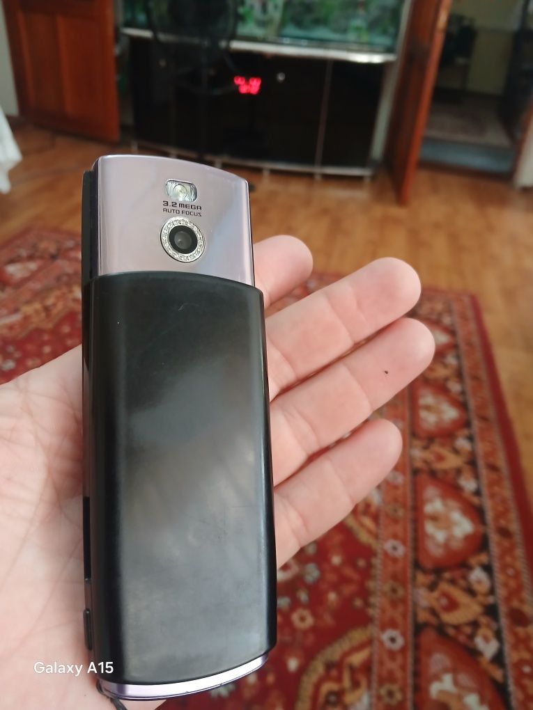 Srochno Telefonlar sotiladi Samsung va Nokia