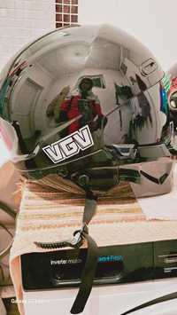 Новый шлем для мопедистов фтрма VGV
