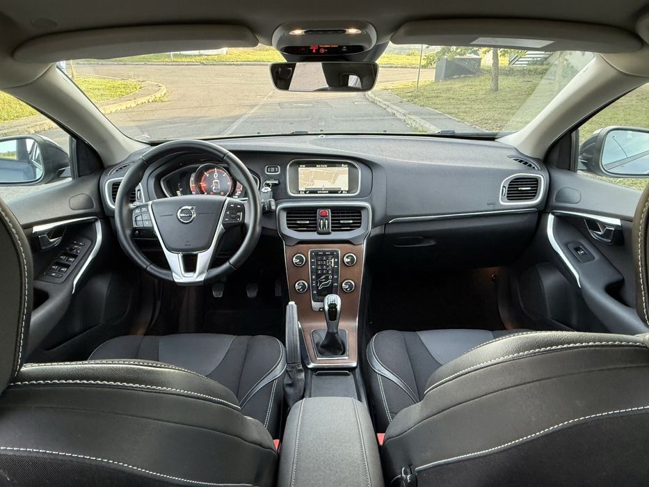 Volvo V40 Facelift 2.0 Diesel 120 CP euro 6 2017