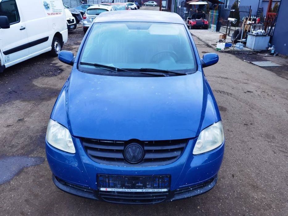 Dezmembrez Volkswagen Fox 1.2 benzina an 2006 cod motor BMD