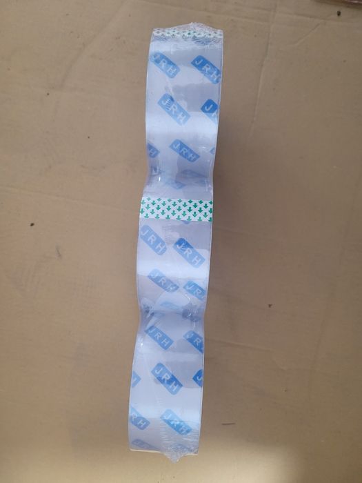 Bandă adezivă tip scotch