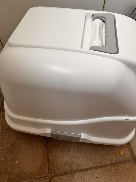 Letiera pisici plus lopetica si tofu lavanda