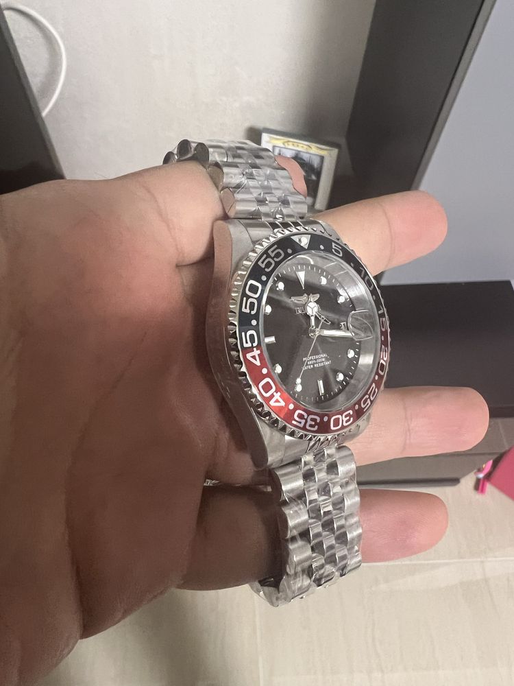 Invicta Pro Diver Pepsi Bezel 34102