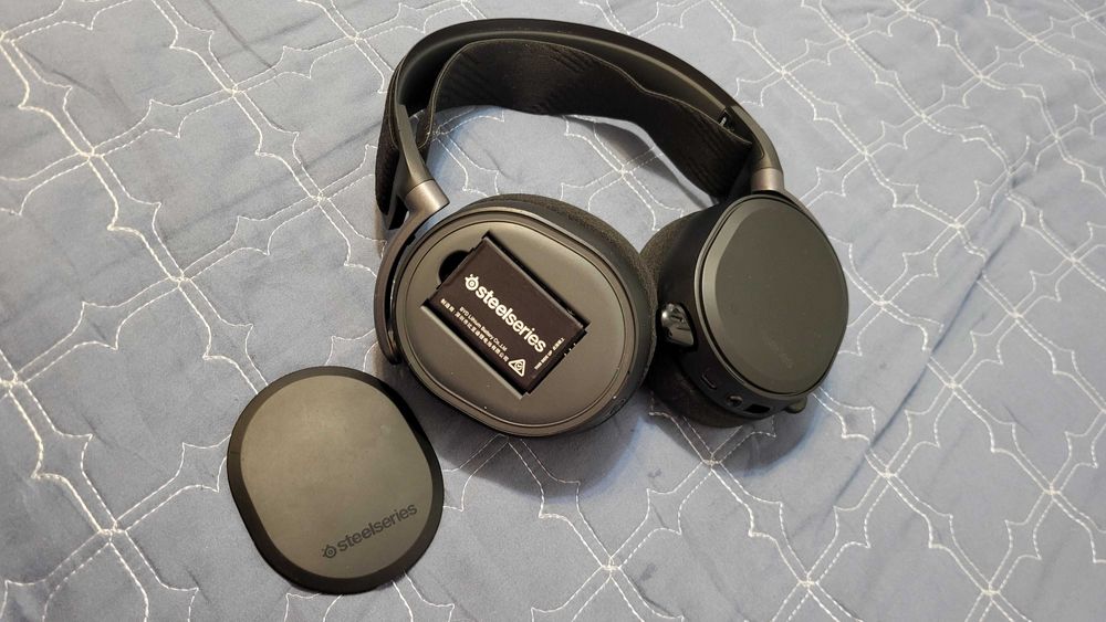 Casti gaming wireless SteelSeries Arctis Pro, Negru