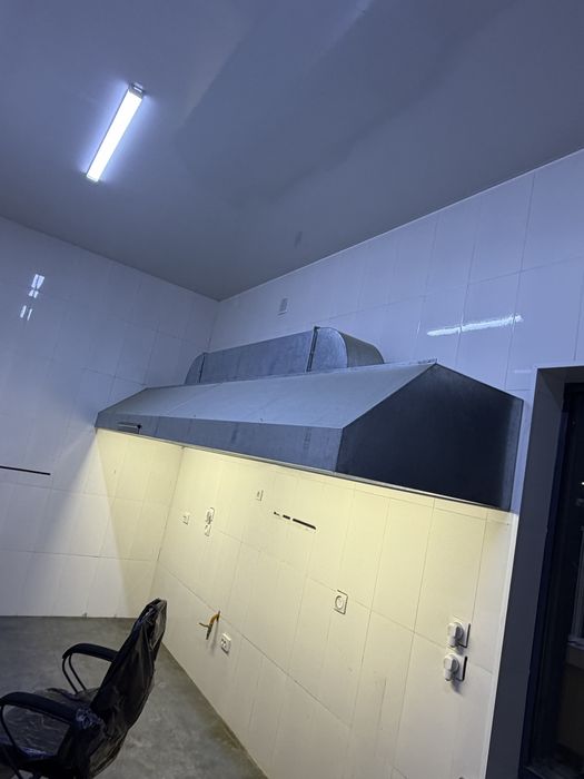 Вытежка новая размер 1 на 4 метр.