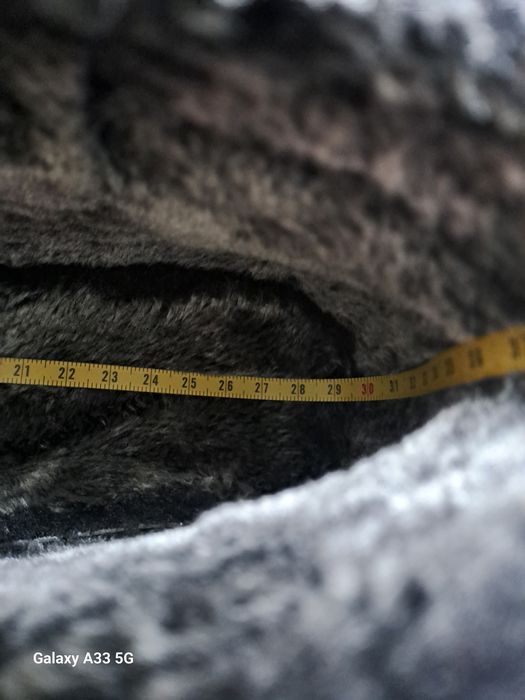 Vand ghete din piele naturala nabuc ( mată ) pentru bărbați.
Marime: 4