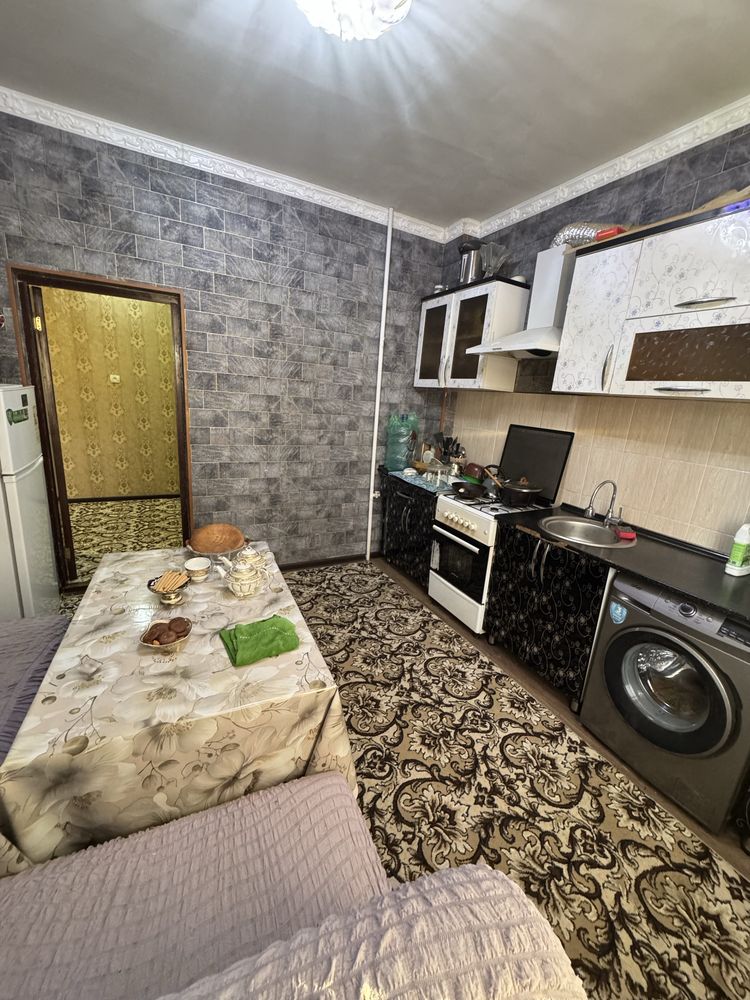 Qarshi shahar markazidan 3 xonali evro remont kvartira sotiladi!