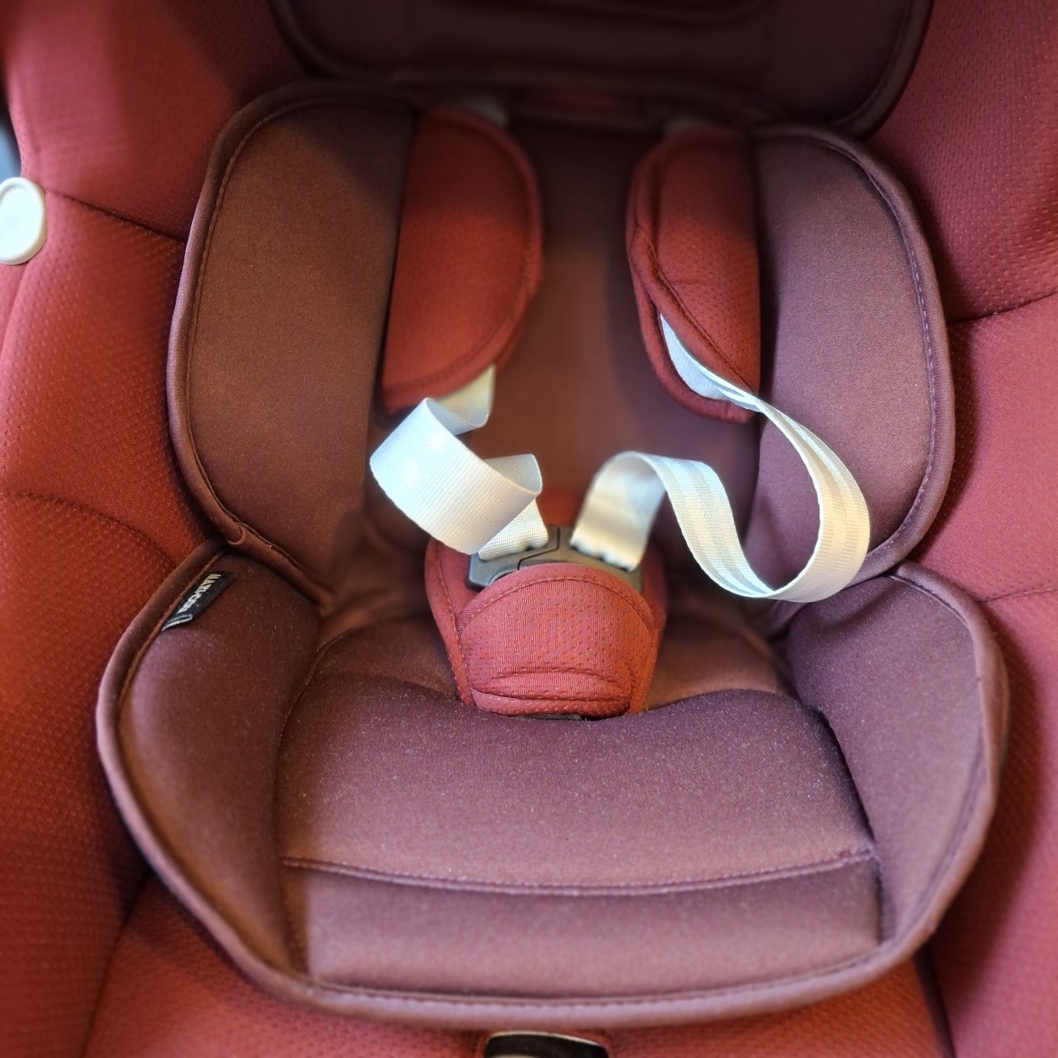 Maxi-Cosi Стол за кола 0-13кг Tinca - Essential Red