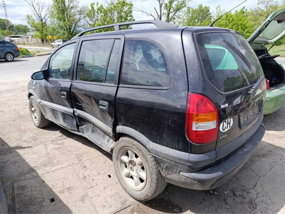 Opel zafira на части 1.8