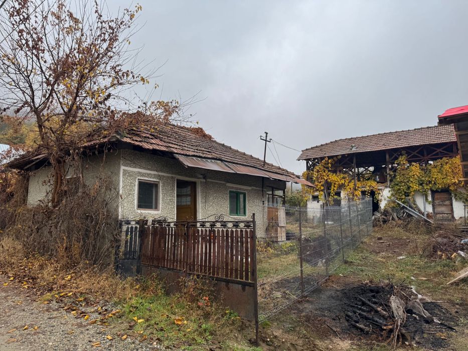 Teren intravilan Vladesti