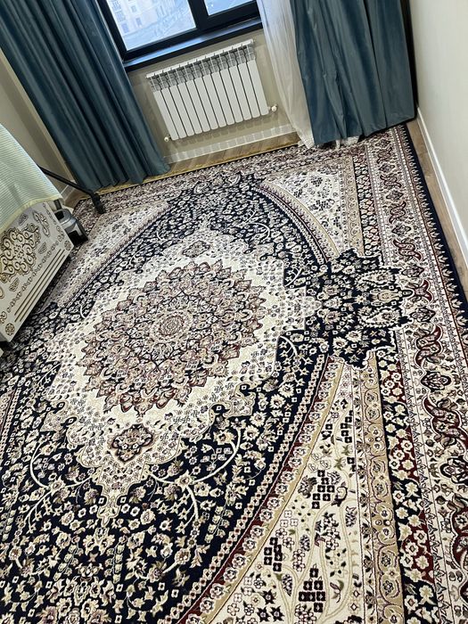 Срочно Ковер б/у