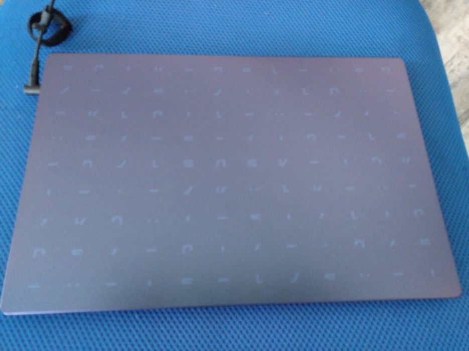 Laptop Asus E410M diagonala 14'