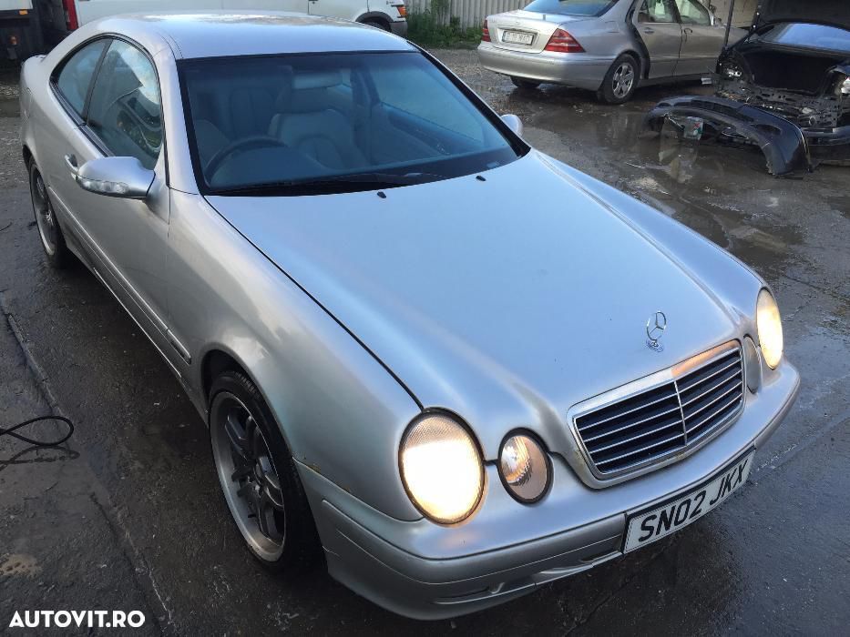 DEZMEMBREZ CLK 200 k/mercedes clk 200/clk 230 k w208 facelift 2001