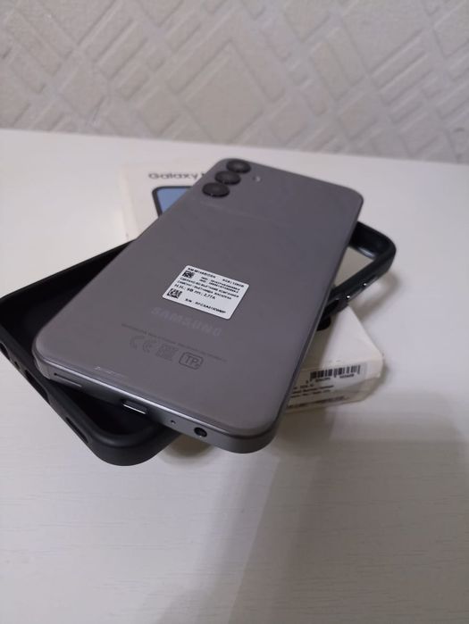 Продам Samsung M15,5G, состояниe нового.