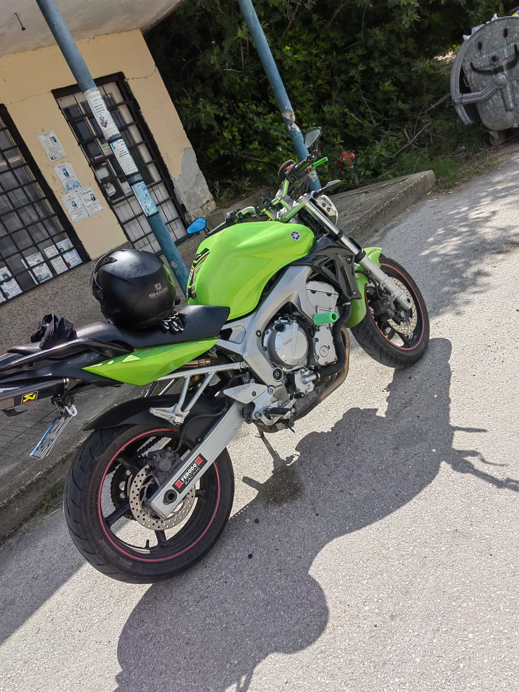 Yamaha fz6n 2004