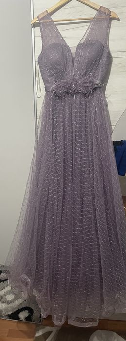 Официална рокля