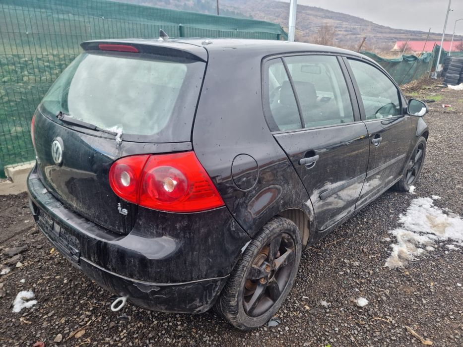 Wv golf 5 1.6 бензин 2006g