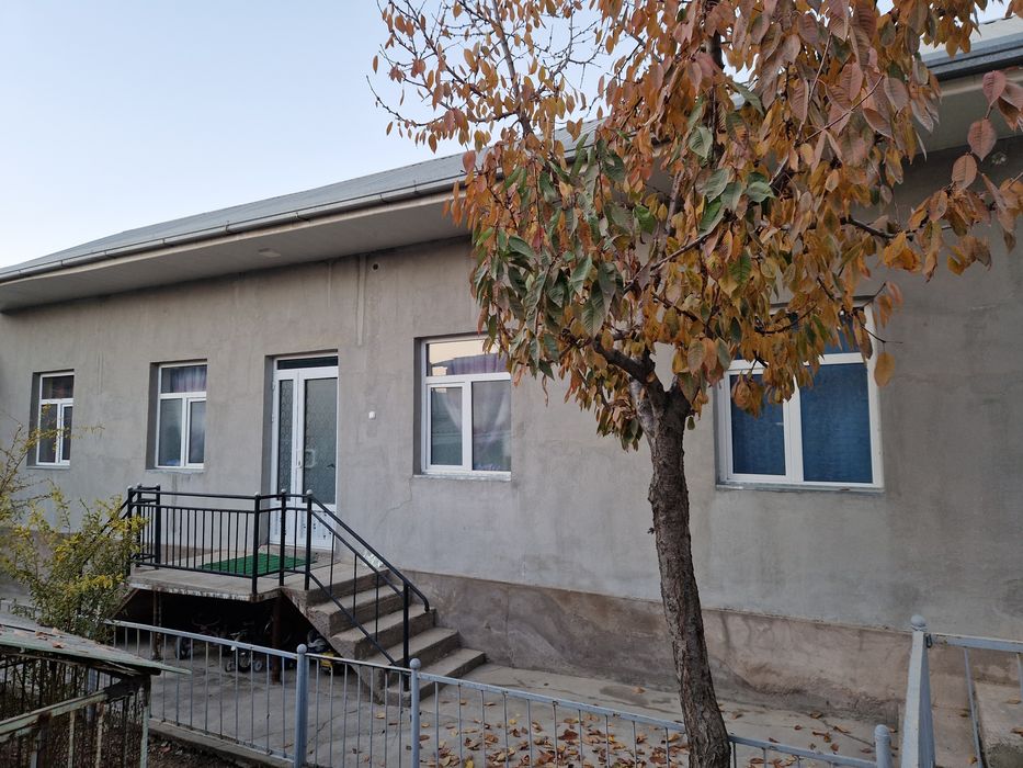 Срочна Без маклера сдается квартира..