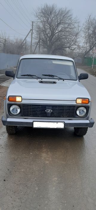 Нива    ВАЗ 2131