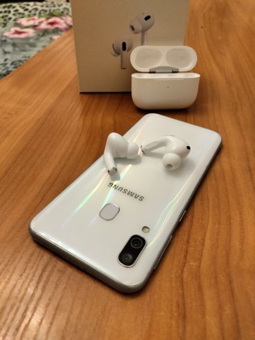 Samsung А40.+науш
