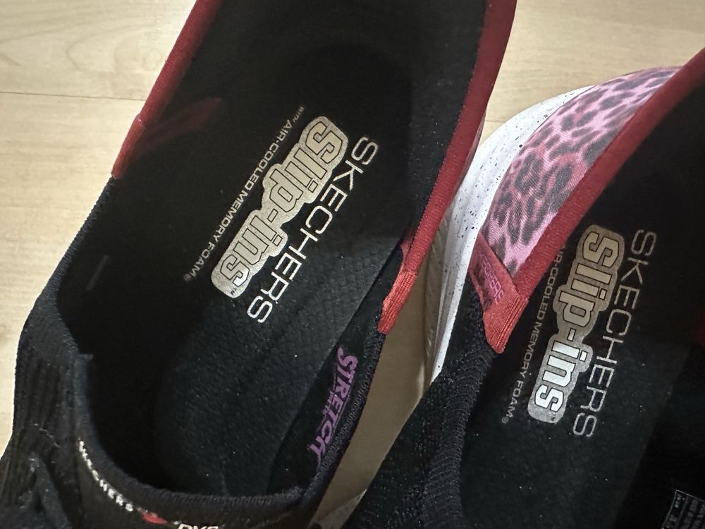 Нови дамски маратонки Skechers номер 41