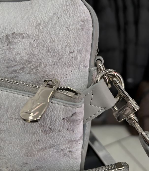 Мъжка чанта louis vuitton