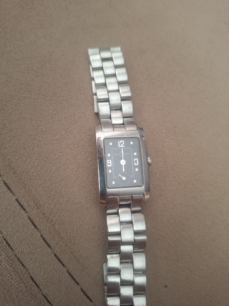 Дамски часовник BAUME & MERCIER