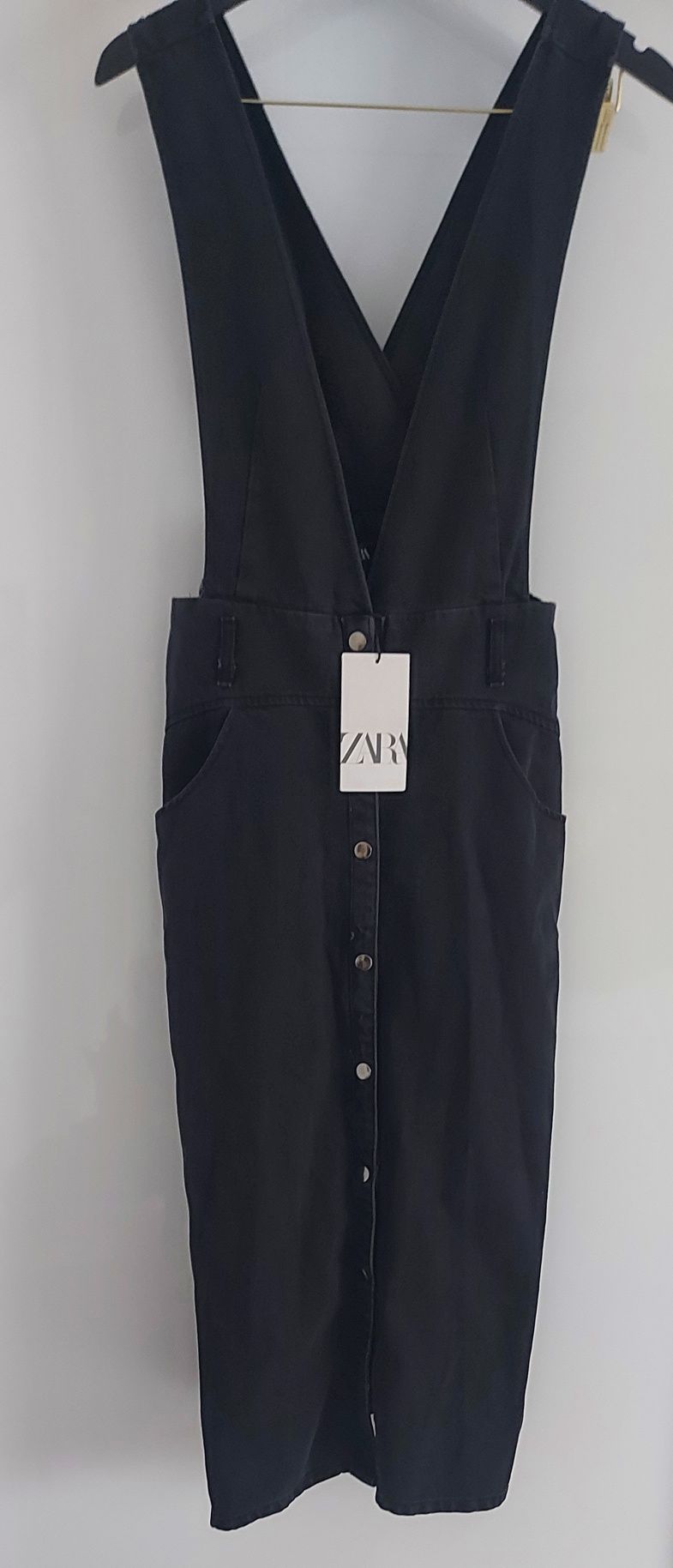 Sarafan de blugi, culoare negru, mărime L, firma Zara