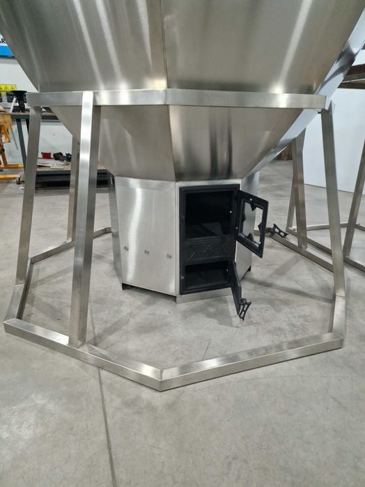 Ciubar ecologic din inox și lemn