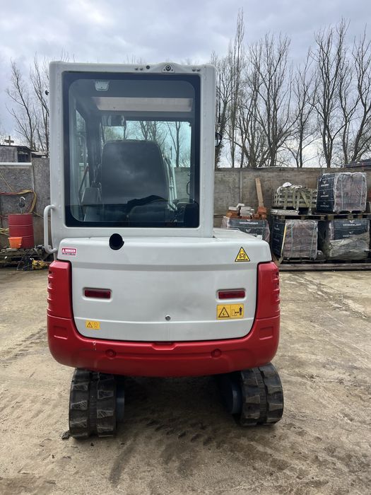 Excavator Takeuchi TB228
