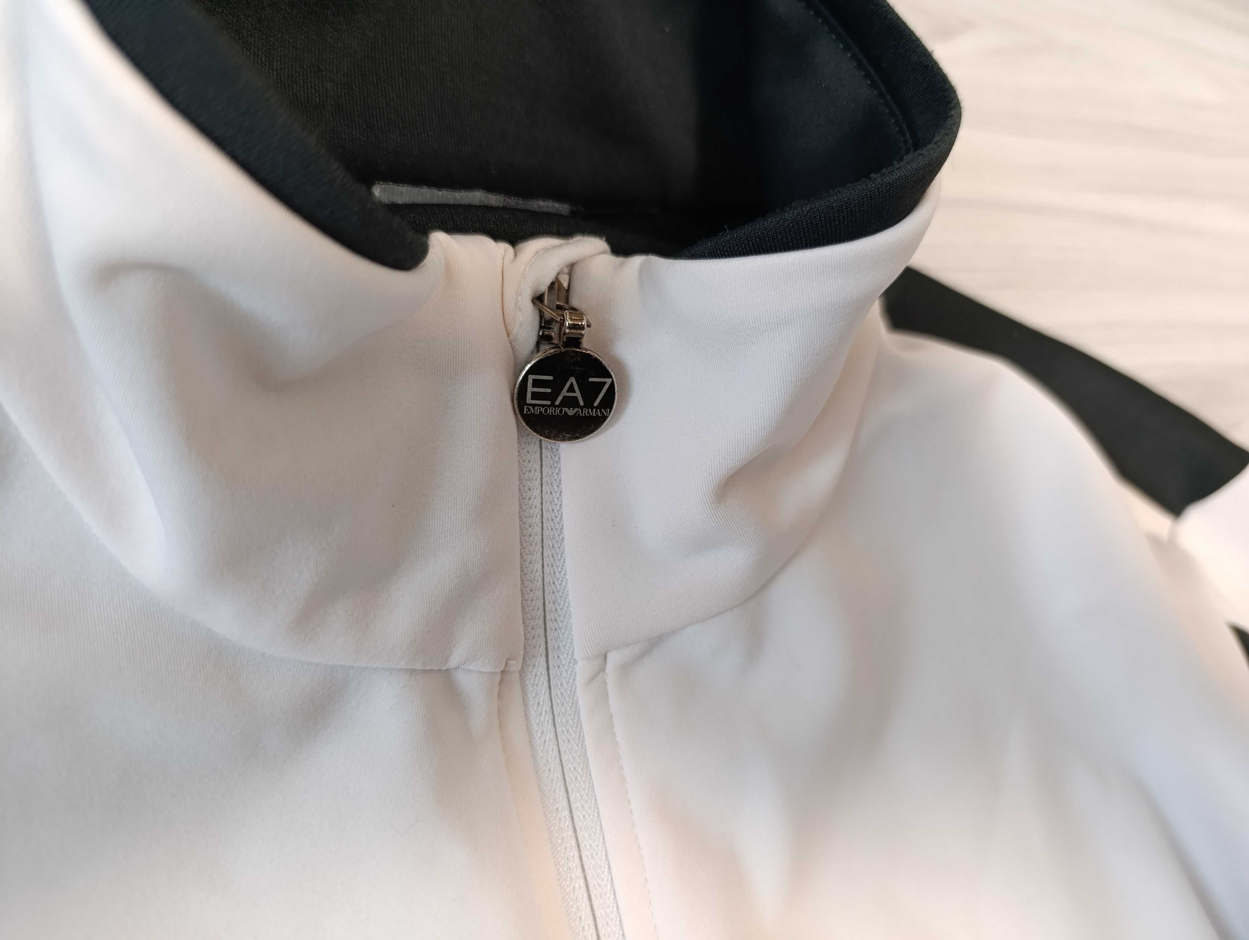 ''Emporio Armani''оригинално мъжко горнище М размер