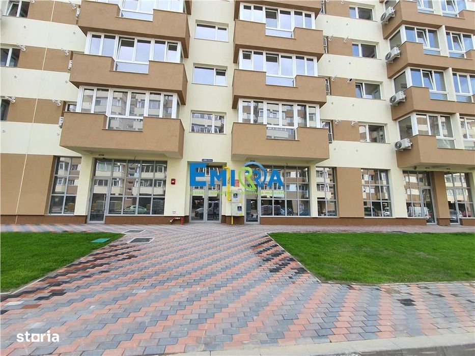 Spatiu comercial 54 mp de inchiriat, in cartier rezidential Bacovia