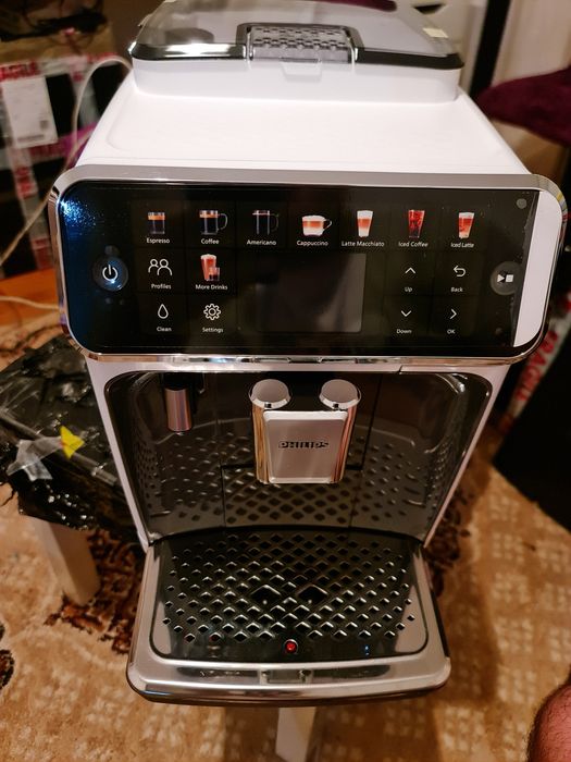 Espressor Philips seria 5500 EP5543/90