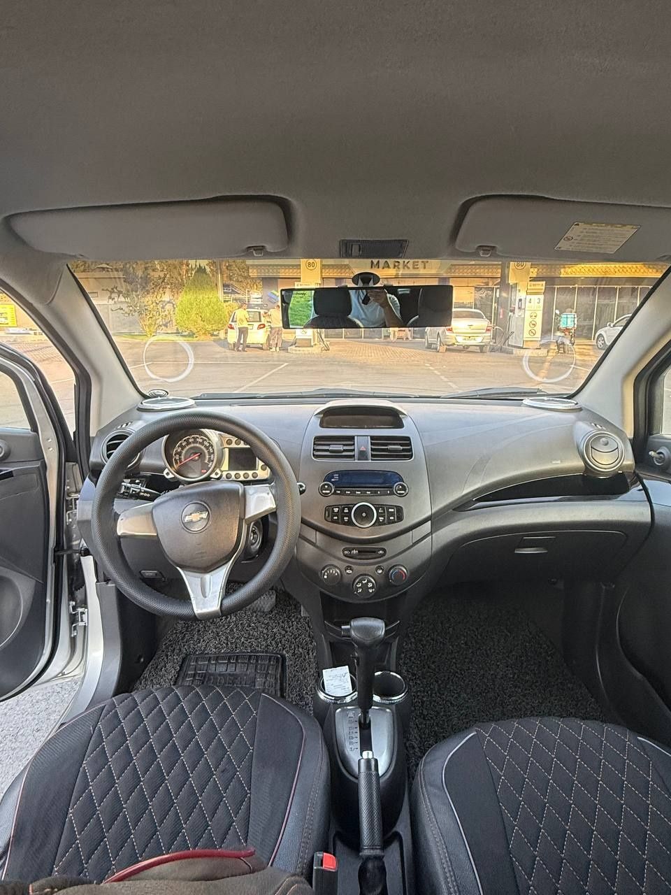 Chevrolet spark 2011 avtomat