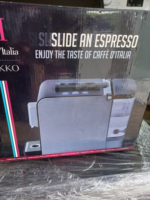 Италианска кафе машина с капсули CHIKKO