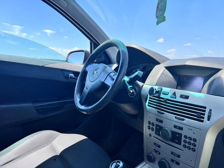 Vând Opel Astra H