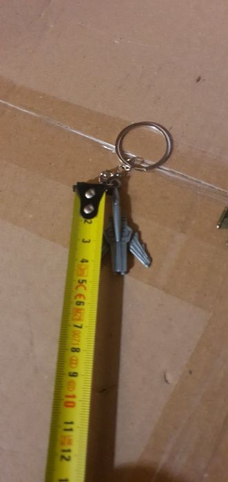 Метални самолети ключодържател