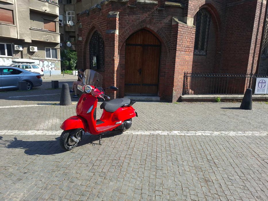 Scuter 300 TGB Bella vita similar Vespa 300 GT
