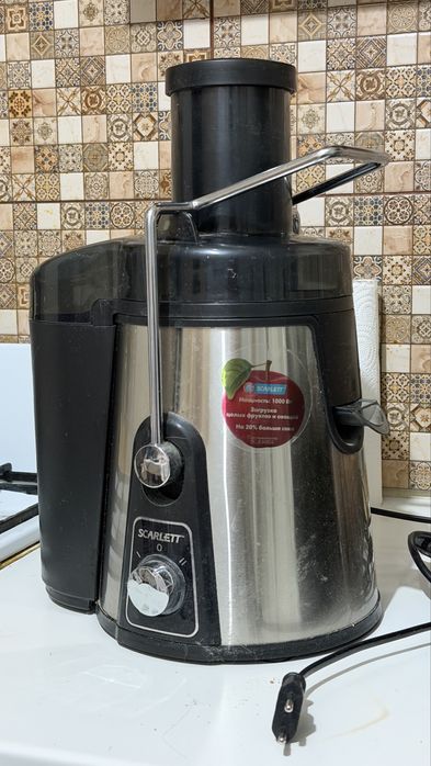 Соковыжималка Scarlet