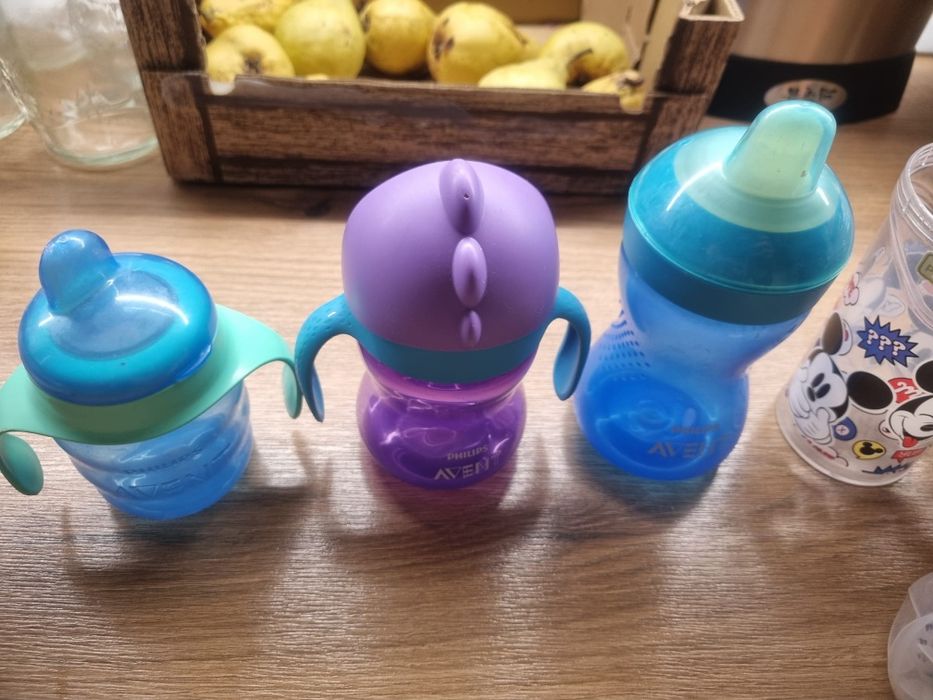 Lot bebeluși suzete noi / biberoane