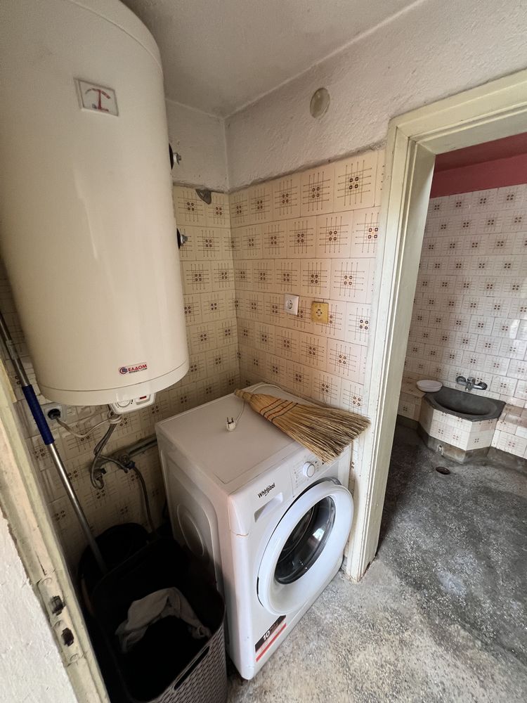 Продава къща с.Дъбово