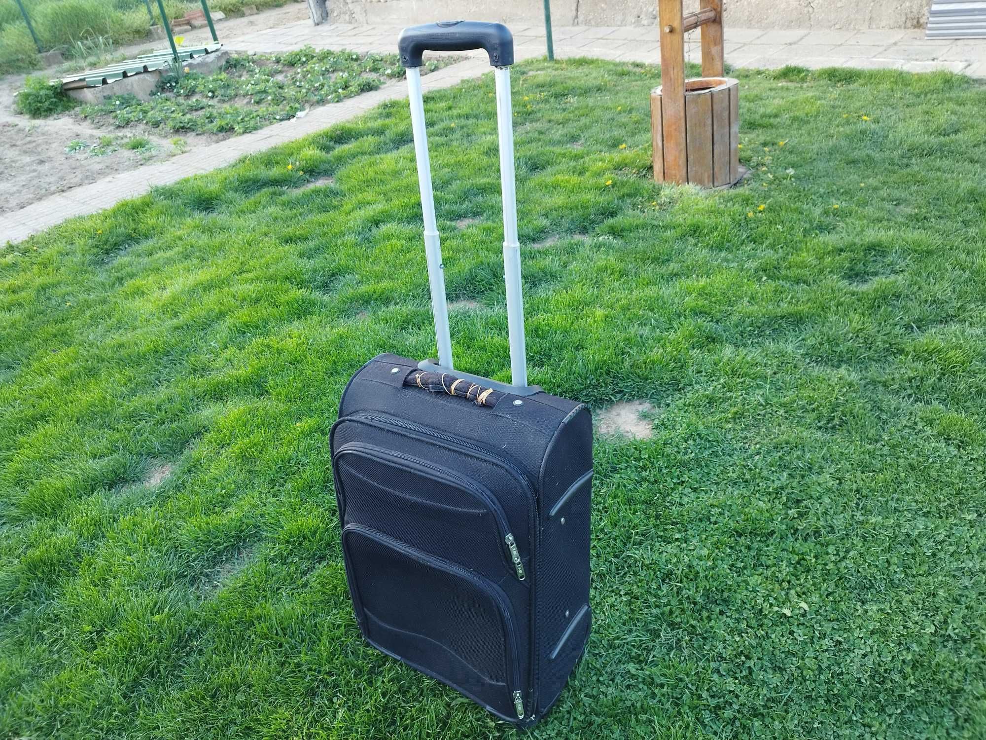 Продавам куфар за пътуване
