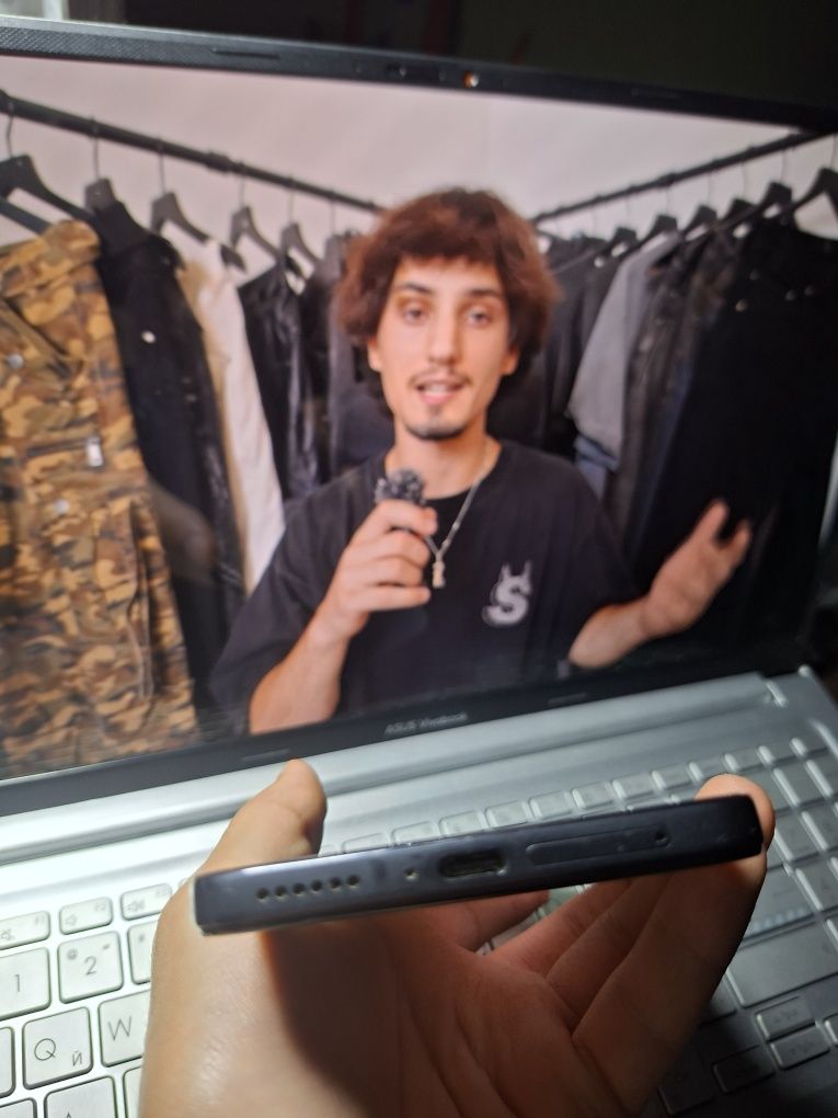 Продаю Redmi Note 12 Pro 4G 8/256