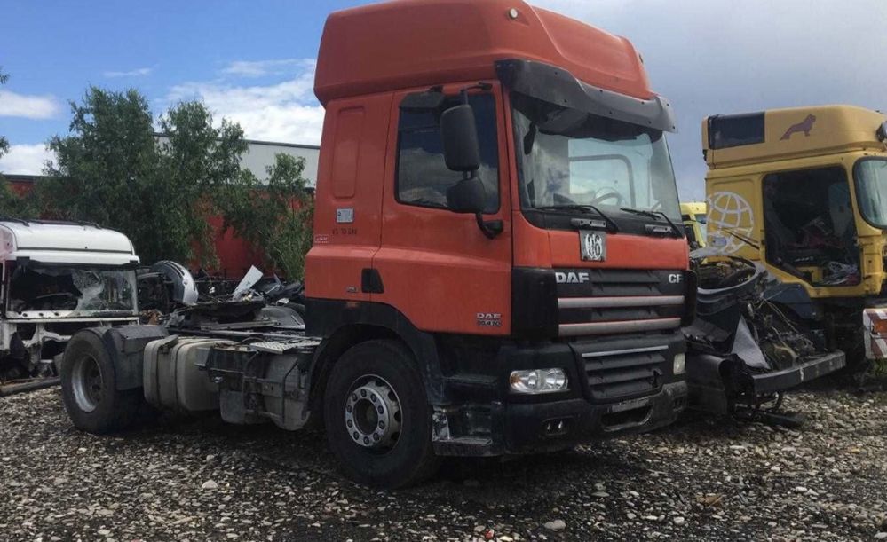 Dezmembrez camion DAF CF 85.410