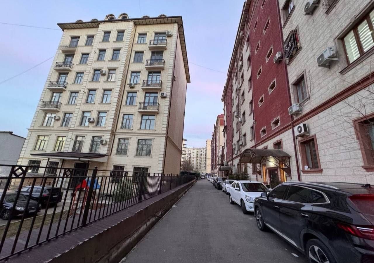 Новостройка Продается 6 комнатная коробка Дуплекс Паркентский