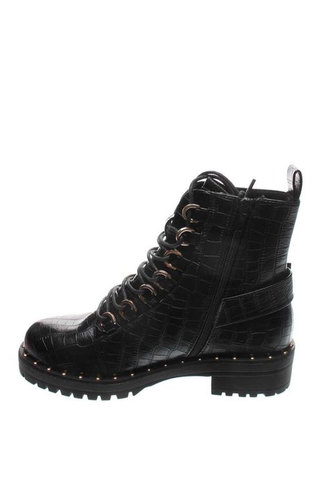 Чисто нови дамски зимни боти 39